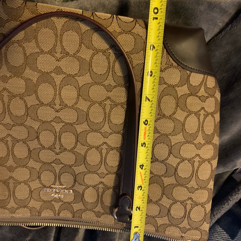 Coach Shoulder Bag - Picture 9 of 10
